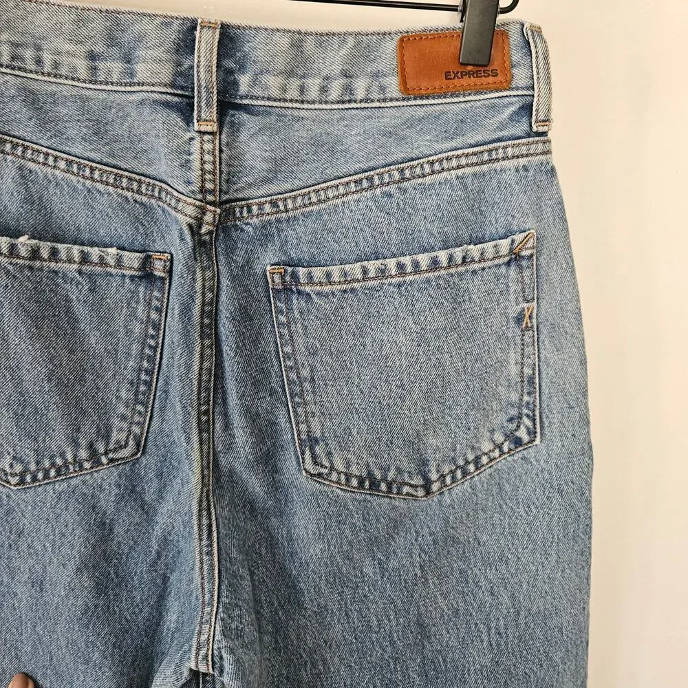 Express Super High Rise Mom Jeans‎ Women's 2 Raw Hem Straigh Leg